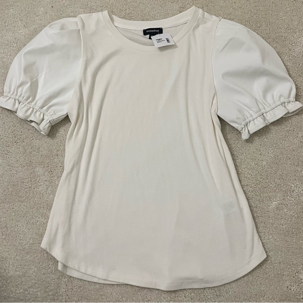 Leather puff sleeve white ladies blouse size large New with tags